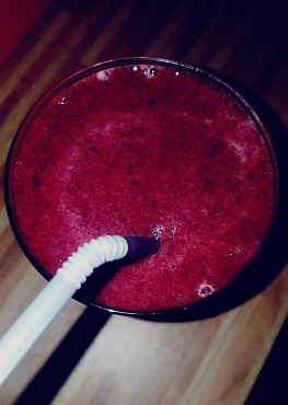 erfrischender Erdbeershake